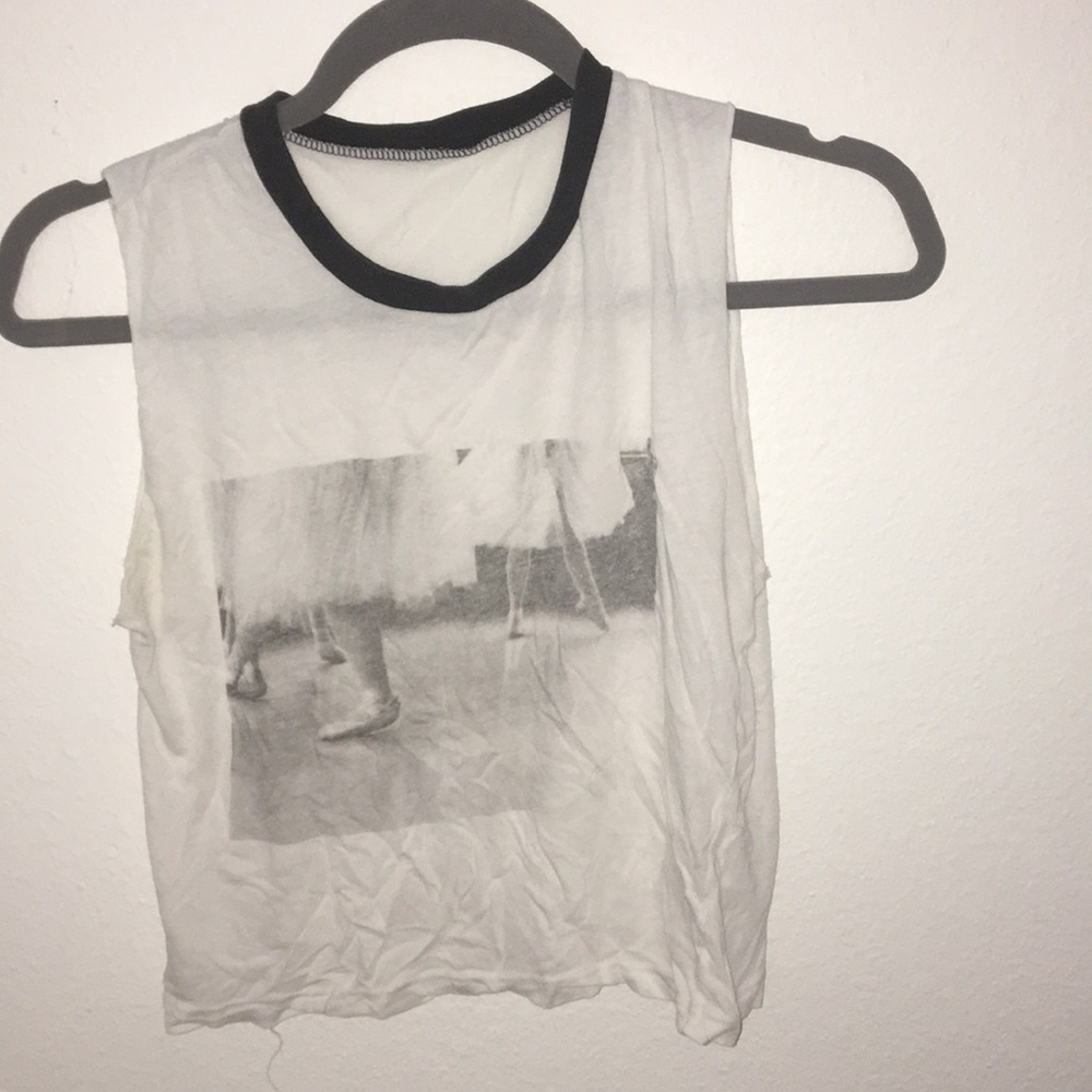 Brandy Melville ballerina muscle tank (cropped)